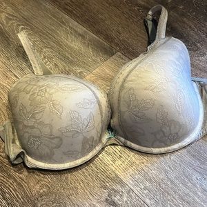 Cacique Sage Green Sz 42D Boost Plunge Full Coverage Lace Overlay Bra VGUC